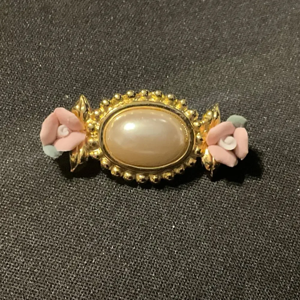 Vintage Marvella Faux Pearl Brooch